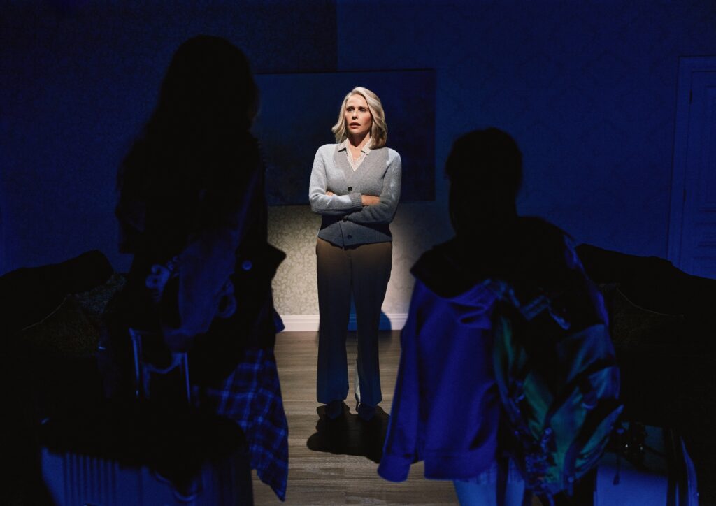 (l-r) Chloë Grace Moretz, Amy Landecker, and River Lipe Smith in "Caroline."