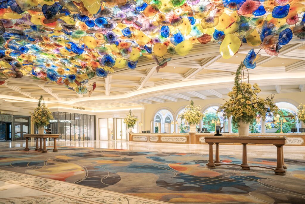 "Fiori di Como," Dale Chihuly. Photo courtesy of MGM Resorts International.