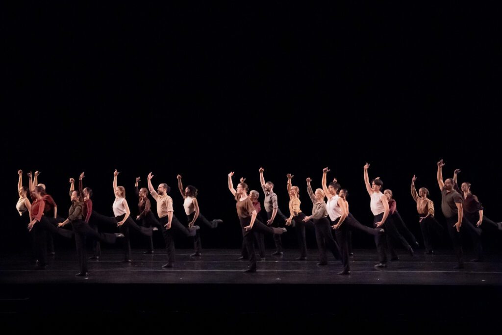 "Caconne," Limón Dance Company. Photo by Hisae Aihara.