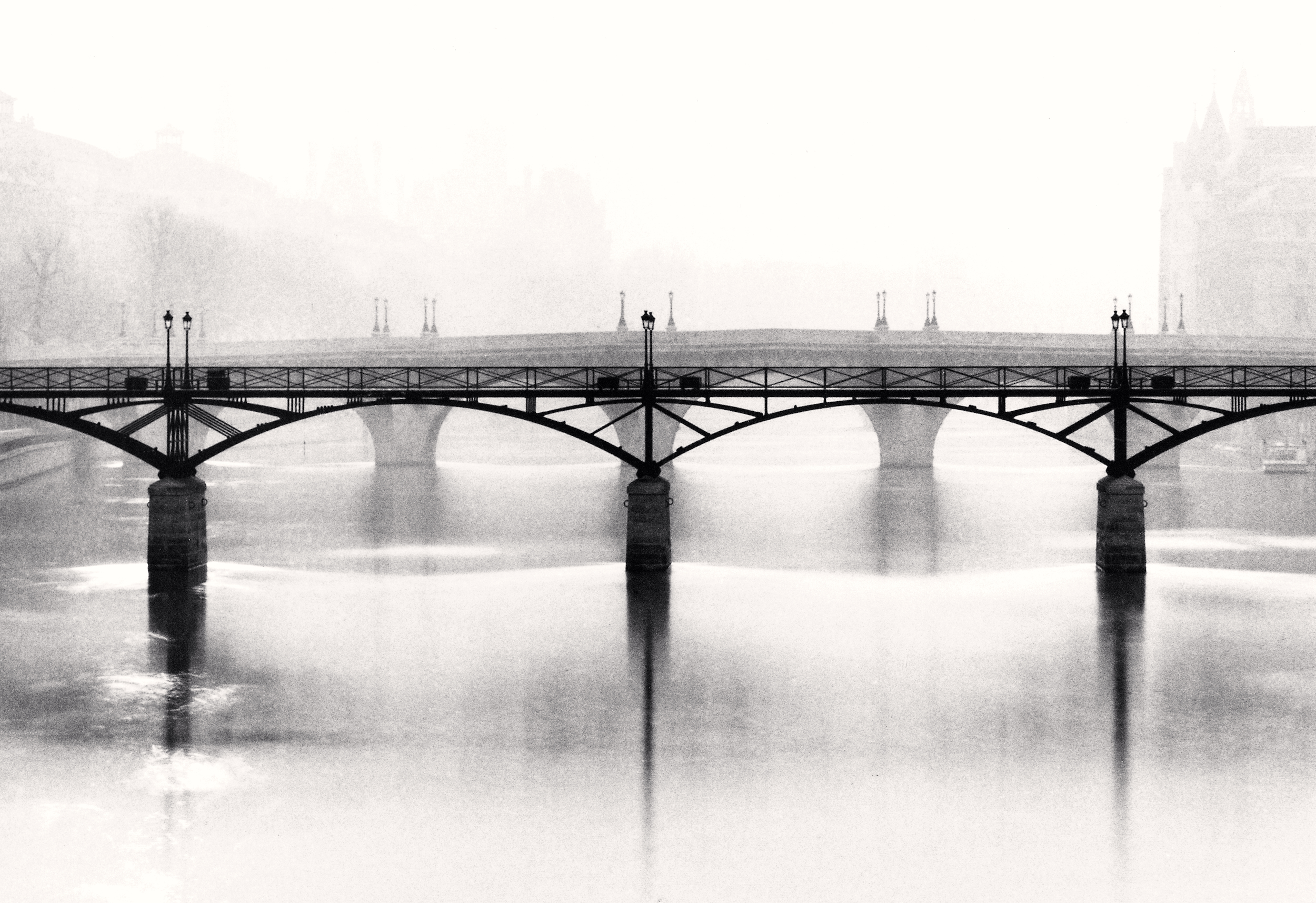"Pont des Arts, Study 1," Paris, France, 1987. Donation Michael Kenna, ministère de la Culture, MPP.