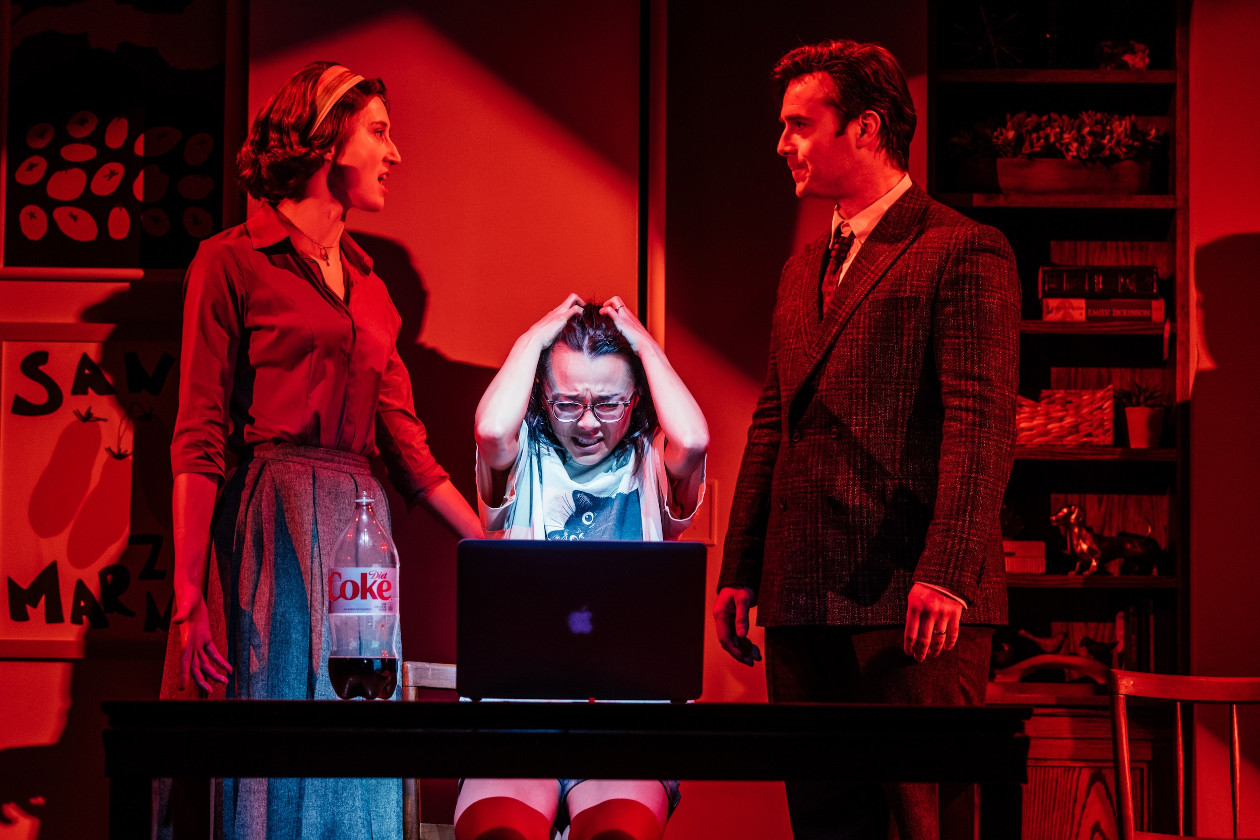 (l-r) Marianna Gailus, Midori Francis, and Cillian O'Sullivan in 'Sylvia Sylvia Sylvia' at Geffen Playhouse.