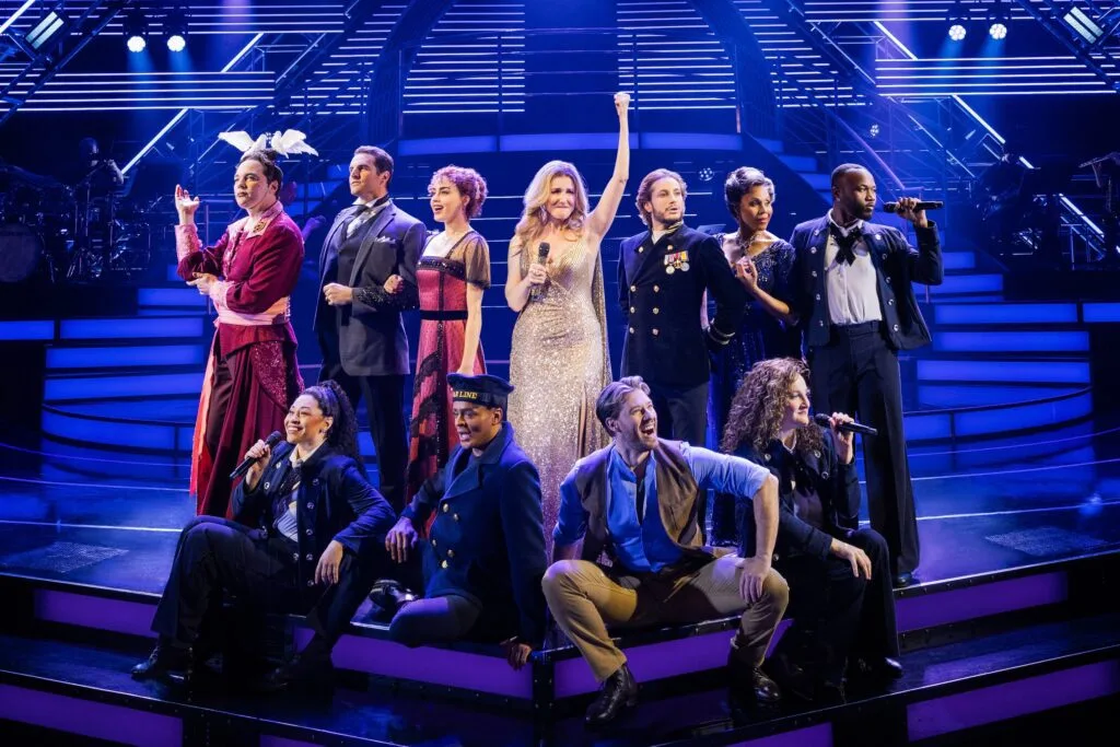The cast of "Titaníque."