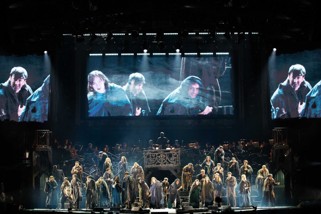 "Les Misérables: The Arena Concert Spectacular." Photo by Danny Kaan.
